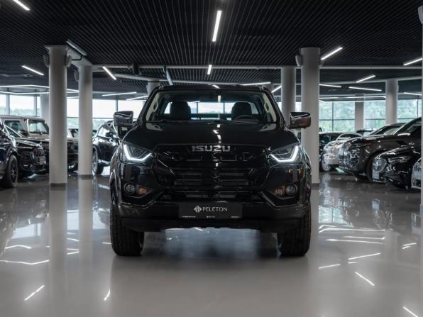 Isuzu D-Max III с пробегом 2026 года, цена 5 100 000 рублей, 288 км, пикап, Автокод Объявления