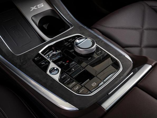 BMW X5 IV (G05/G18) Рестайлинг с пробегом 2024 года, цена 8 290 000 рублей, 43506 км, внедорожник, Автокод Объявления