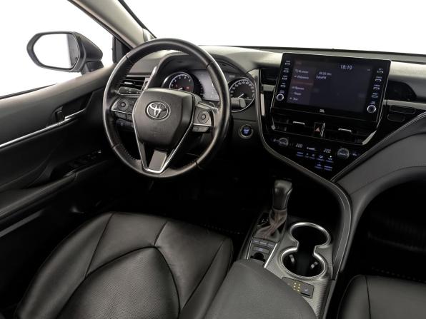 Toyota Camry VIII (XV70) Рестайлинг с пробегом 2021 года, цена 3 400 000 рублей, 99478 км, седан, Автокод Объявления