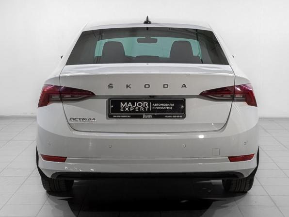 Skoda Octavia IV (A8) с пробегом 2020 года, цена 2 095 000 рублей, 102374 км, лифтбек, Автокод Объявления