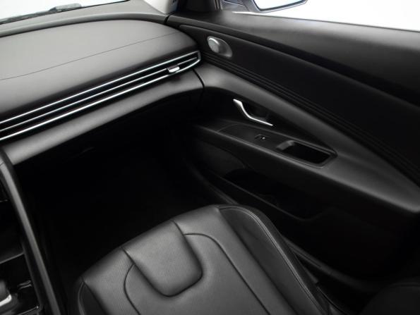 Hyundai Elantra VII (CN7) с пробегом 2022 года, цена 2 190 000 рублей, 55838 км, седан, Автокод Объявления