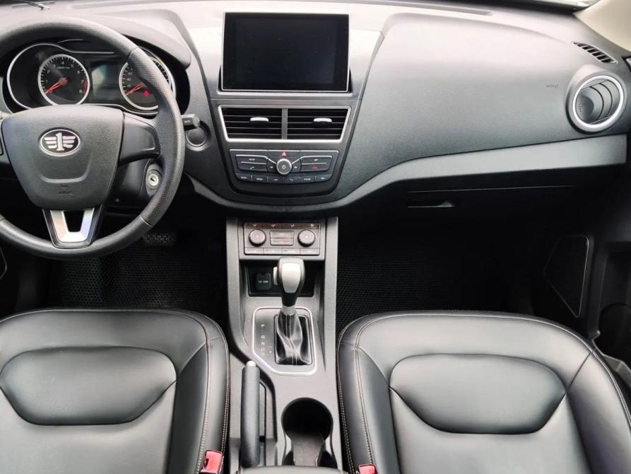 FAW Besturn X40 I Санкт-Петербург  - изображение 10