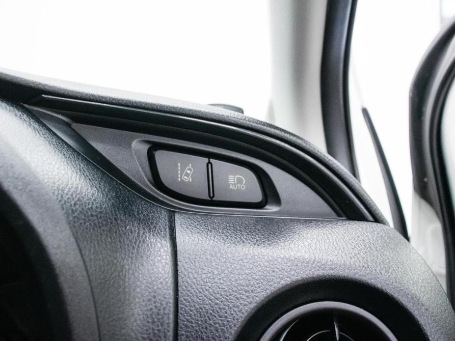 Toyota Vitz III (XP130) Рестайлинг Красноярск  - изображение 19