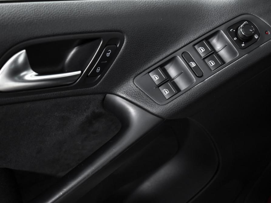 Volkswagen Tiguan I Рестайлинг Санкт-Петербург  - изображение 10
