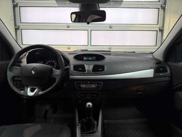 Renault Fluence I с пробегом 2012 года, цена 780 000 рублей, 216446 км, седан, Автокод Объявления