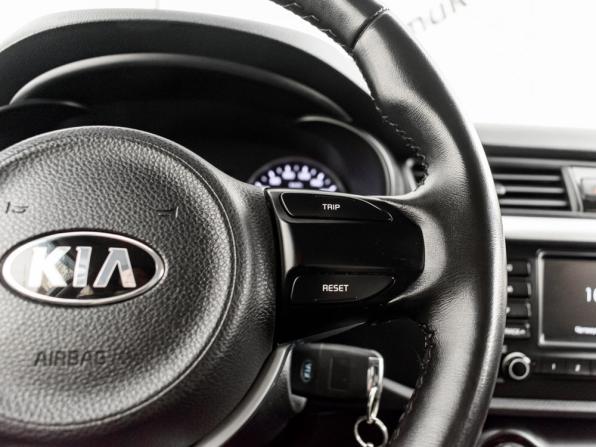 Kia Rio IV с пробегом 2019 года, цена 1 380 000 рублей, 134450 км, седан, Автокод Объявления