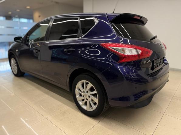 Nissan Tiida II с пробегом 2015 года, цена 935 000 рублей, 152449 км, хэтчбек, Автокод Объявления
