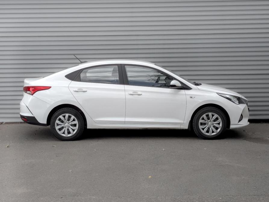 Hyundai Solaris II Рестайлинг Москва  - изображение 4