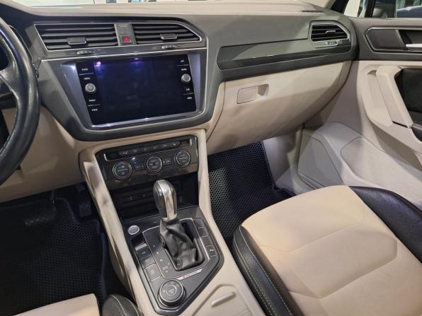 Volkswagen Tiguan II с пробегом 2017 года, цена 1 999 000 рублей, 142846 км, внедорожник, Автокод Объявления