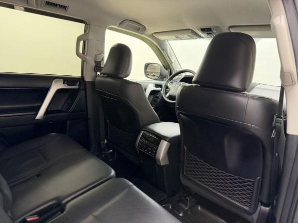 Toyota Land Cruiser Prado 150 Series Рестайлинг 3 с пробегом 2020 года, цена 4 550 000 рублей, 272026 км, внедорожник, Автокод Объявления