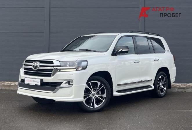 Toyota Land Cruiser 200 Series Рестайлинг 2 с пробегом 2020 года, цена 8 690 000 рублей, 86370 км, внедорожник, Автокод Объявления