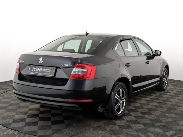 Skoda Octavia III (A7) Рестайлинг с пробегом 2018 года, цена 1 670 000 рублей, 140525 км, лифтбек, Автокод Объявления