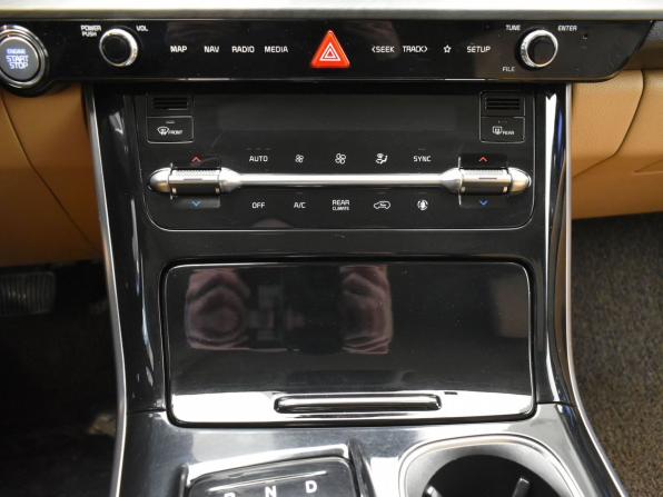 Kia Carnival IV с пробегом 2022 года, цена 3 129 000 рублей, 140931 км, минивэн, Автокод Объявления