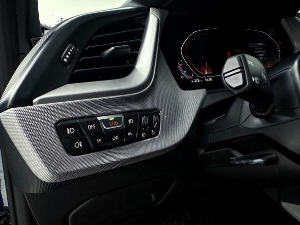 BMW 1 серии III (F40) с пробегом 2021 года, цена 2 400 000 рублей, 86485 км, хэтчбек, Автокод Объявления