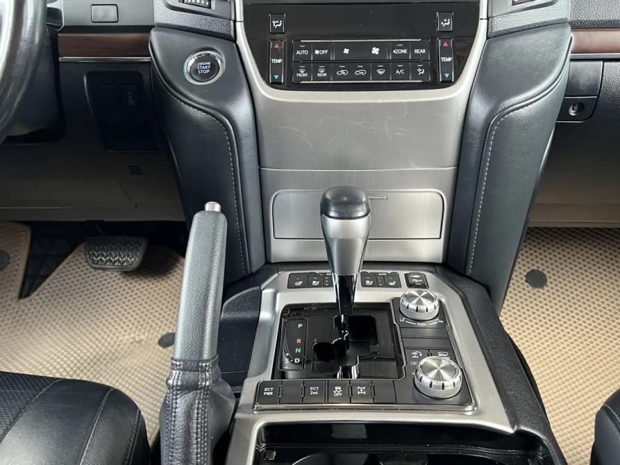 Toyota Land Cruiser 200 Series Рестайлинг 2 Волгоград  - изображение 15
