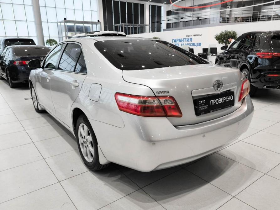Toyota Camry VI (XV40) Рестайлинг Казань  - изображение 8