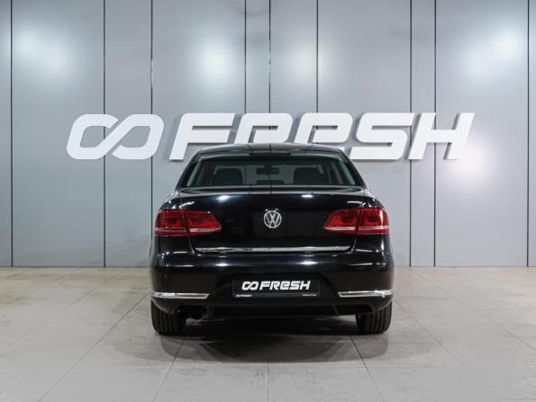 Volkswagen Passat B7 с пробегом 2012 года, цена 999 000 рублей, 182765 км, седан, Автокод Объявления