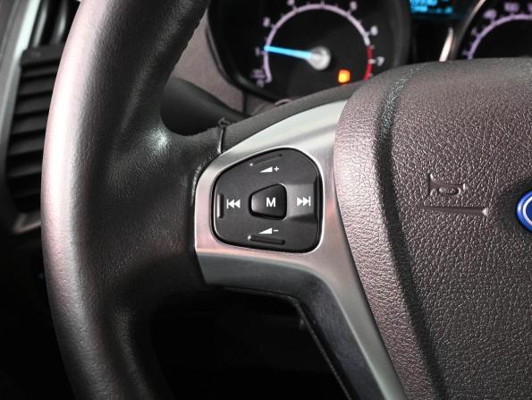 Ford EcoSport II с пробегом 2015 года, цена 999 000 рублей, 153930 км, внедорожник, Автокод Объявления