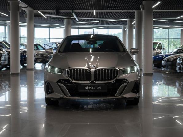 BMW 5 серии VIII (G60/G61/G68) с пробегом 2024 года, цена 6 200 000 рублей, 21730 км, седан, Автокод Объявления