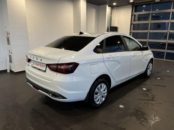 Lada (ВАЗ) Vesta I Рестайлинг (NG) с пробегом 2024 года, цена 1 558 000 рублей, 23861 км, седан, Автокод Объявления