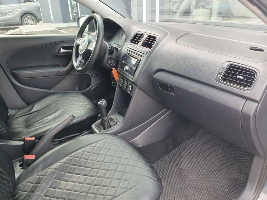 Volkswagen Polo V Санкт-Петербург  - изображение 16