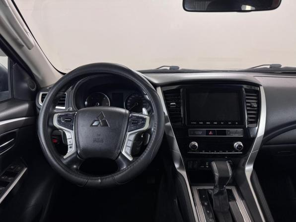 Mitsubishi Pajero Sport III Рестайлинг с пробегом 2021 года, цена 1 850 000 рублей, 322000 км, внедорожник, Автокод Объявления