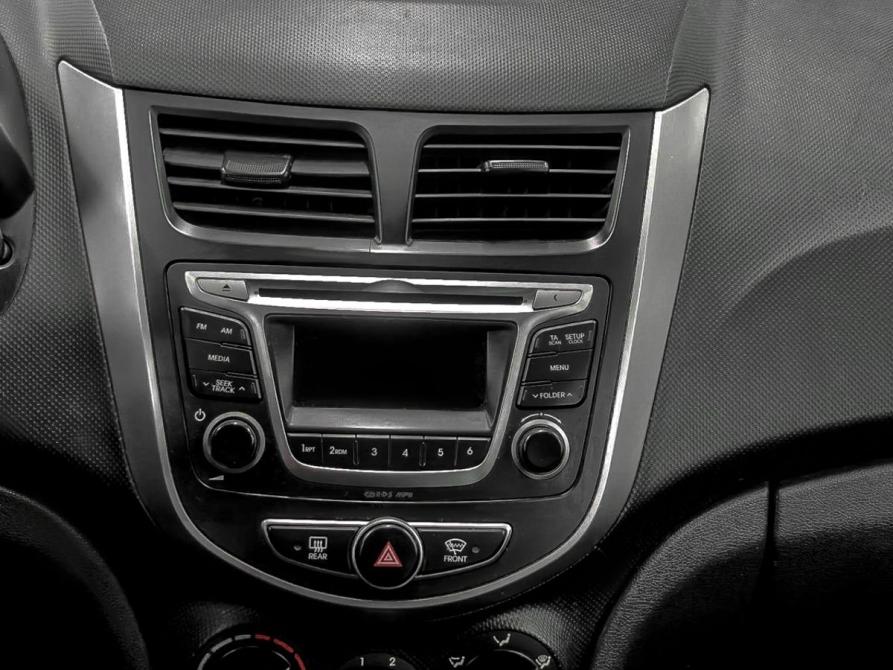 Hyundai Solaris I Рестайлинг Ростов-на-Дону  - изображение 18