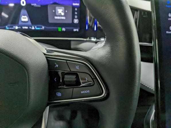 Geely Atlas II с пробегом 2024 года, цена 2 990 000 рублей, 25776 км, внедорожник, Автокод Объявления