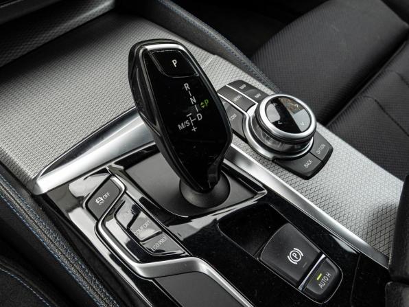 BMW 5 серии VII (G30/G31/G38) с пробегом 2018 года, цена 2 770 000 рублей, 168069 км, седан, Автокод Объявления