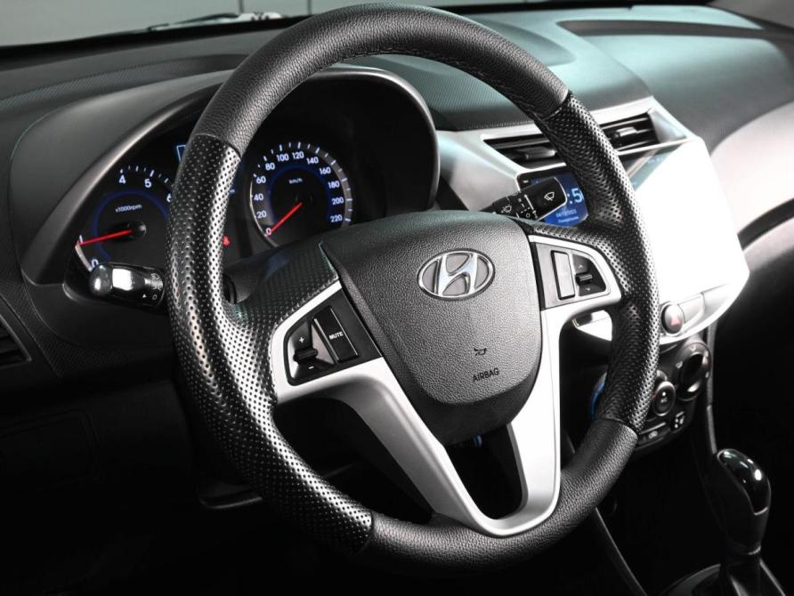 Hyundai Solaris I Рестайлинг Ростов-на-Дону  - изображение 12