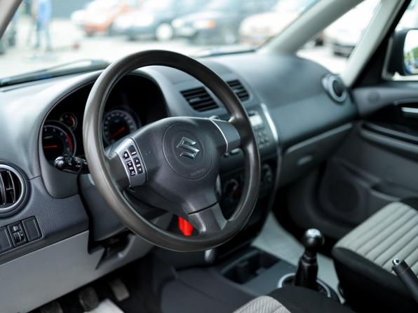 Suzuki SX4 I (Classic) Рестайлинг с пробегом 2011 года, цена 799 000 рублей, 115406 км, хэтчбек, Автокод Объявления
