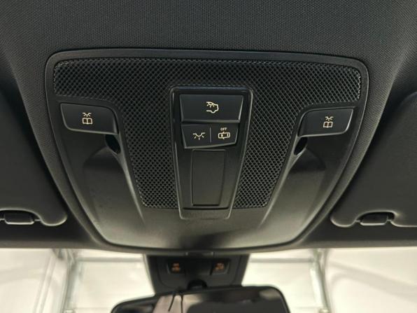 Mercedes-Benz CLA I (C117 X117) с пробегом 2015 года, цена 1 799 000 рублей, 126984 км, седан, Автокод Объявления