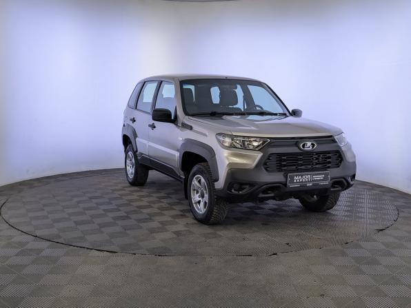 Lada (ВАЗ) Niva I Рестайлинг (Travel) с пробегом 2021 года, цена 999 000 рублей, 5888 км, внедорожник, Автокод Объявления
