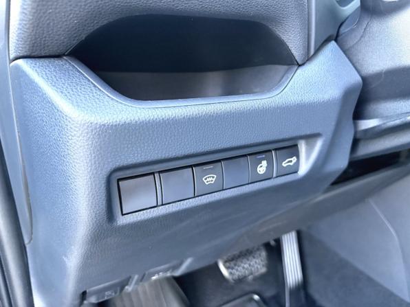 Toyota RAV4 V (XA50) с пробегом 2021 года, цена 3 290 000 рублей, 187456 км, внедорожник, Автокод Объявления
