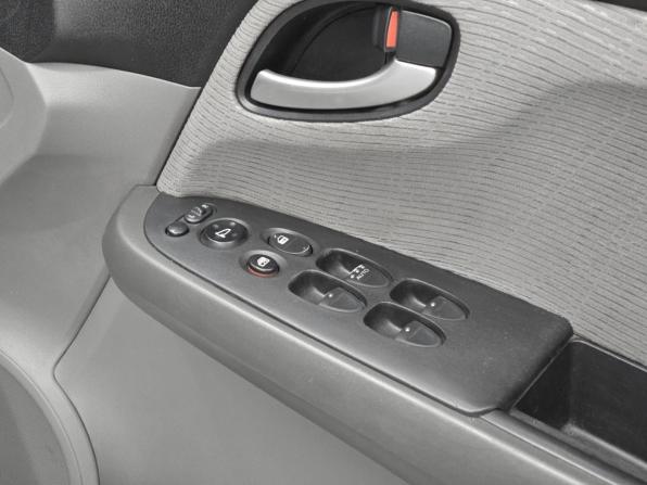 Honda Stream II Рестайлинг с пробегом 2009 года, цена 1 050 000 рублей, 220618 км, минивэн, Автокод Объявления
