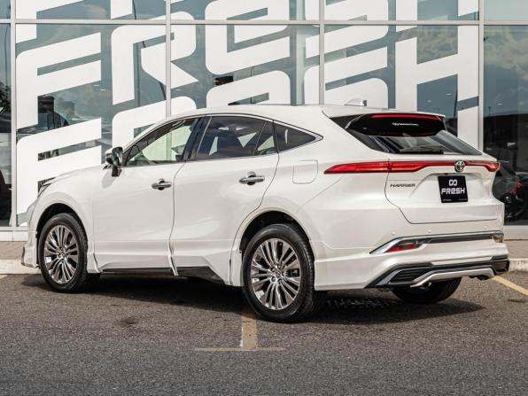 Toyota Harrier IV (XU80) с пробегом 2021 года, цена 4 841 000 рублей, 9792 км, внедорожник, Автокод Объявления
