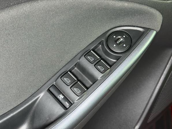 Ford Focus III с пробегом 2012 года, цена 749 000 рублей, 140113 км, хэтчбек, Автокод Объявления