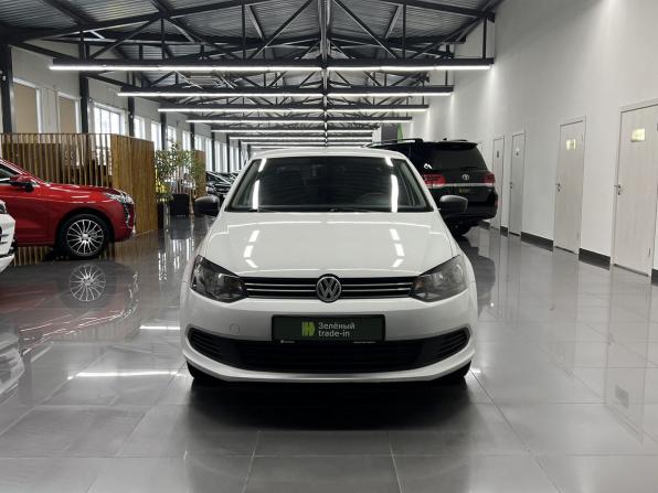Volkswagen Polo V с пробегом 2014 года, цена 680 000 рублей, 114275 км, седан, Автокод Объявления