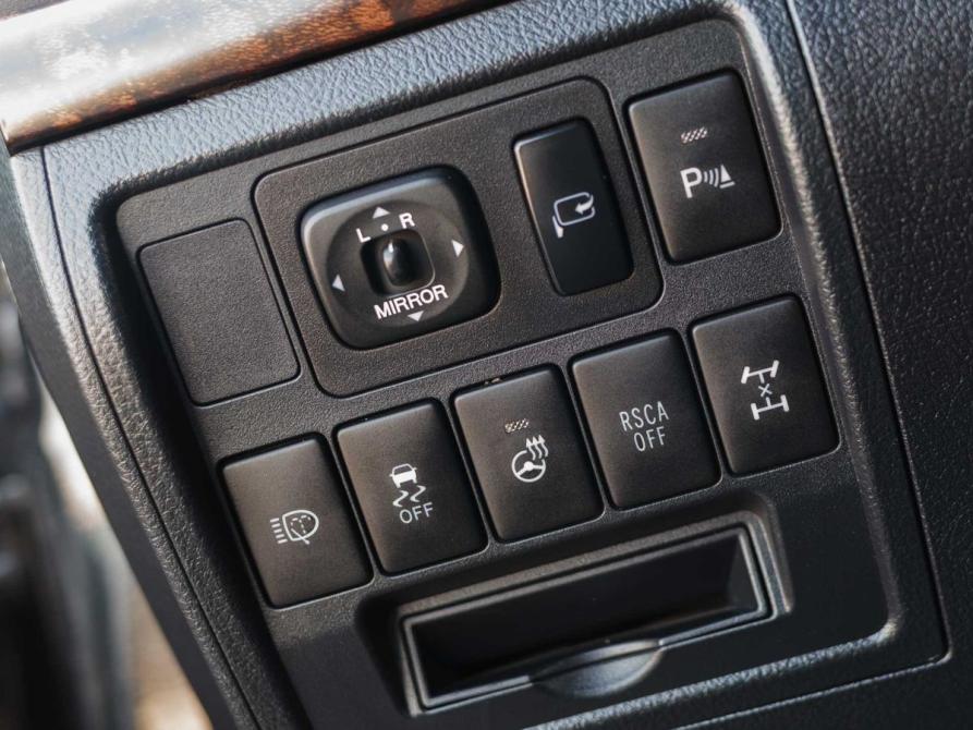 Toyota Land Cruiser 200 Series Рестайлинг 1 Новосибирск  - изображение 18