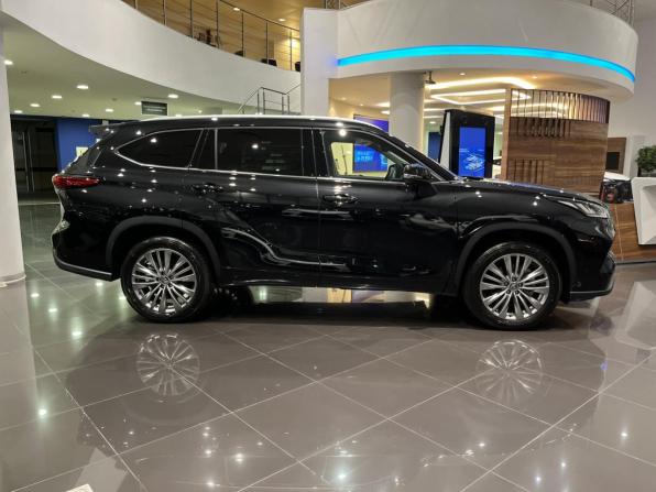 Toyota Highlander IV (XU70) с пробегом 2026 года, цена 5 590 000 рублей, 33 км, внедорожник, Автокод Объявления