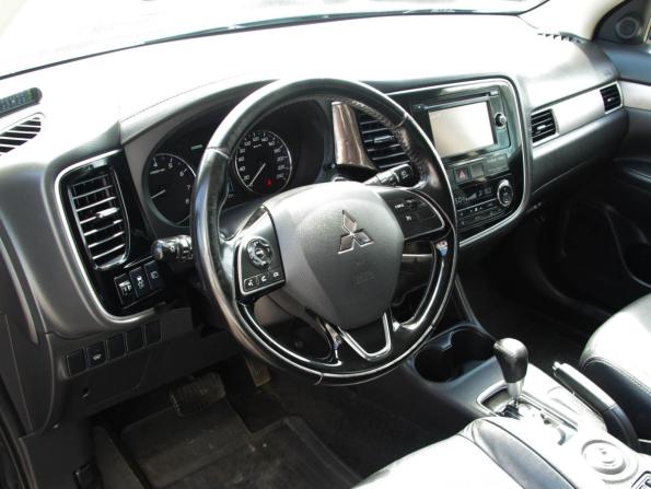 Mitsubishi Outlander III Рестайлинг 2 с пробегом 2015 года, цена 1 499 000 рублей, 191000 км, внедорожник, Автокод Объявления