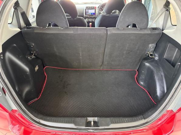 Honda Fit I с пробегом 2002 года, цена 365 000 рублей, 300731 км, хэтчбек, Автокод Объявления