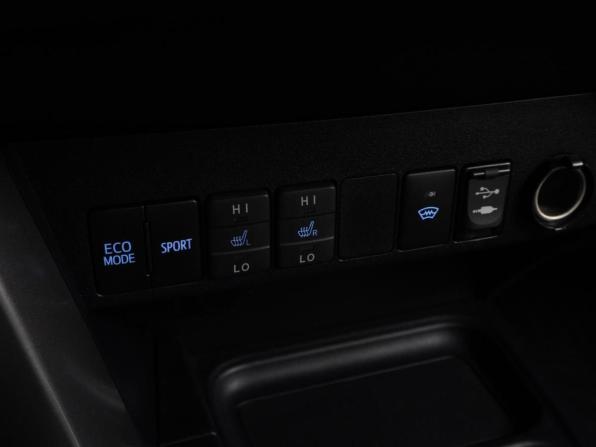Toyota RAV4 IV (XA40) Рестайлинг с пробегом 2016 года, цена 2 049 000 рублей, 161384 км, внедорожник, Автокод Объявления