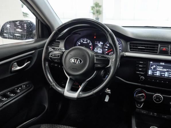 Kia Rio IV с пробегом 2018 года, цена 1 100 000 рублей, 88552 км, седан, Автокод Объявления