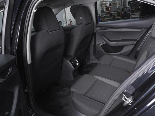 Skoda Octavia IV (A8) с пробегом 2021 года, цена 2 339 000 рублей, 92837 км, лифтбек, Автокод Объявления