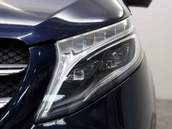 Mercedes-Benz V-Класс III (W447) Рестайлинг с пробегом 2020 года, цена 9 500 000 рублей, 76225 км, минивэн, Автокод Объявления