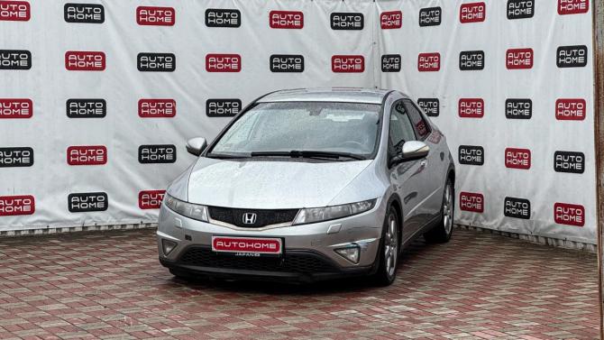 Honda Civic VIII Рестайлинг с пробегом 2008 года, цена 400 000 рублей, 303128 км, хэтчбек, Автокод Объявления