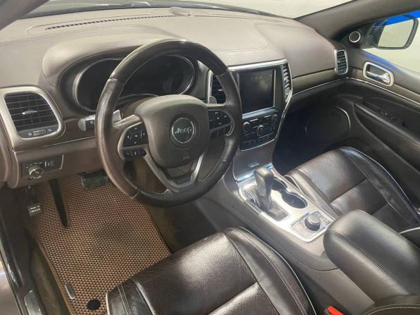 Jeep Grand Cherokee IV (WK2) Рестайлинг с пробегом 2018 года, цена 3 499 800 рублей, 190000 км, внедорожник, Автокод Объявления