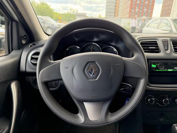 Renault Logan II с пробегом 2017 года, цена 850 000 рублей, 95429 км, седан, Автокод Объявления