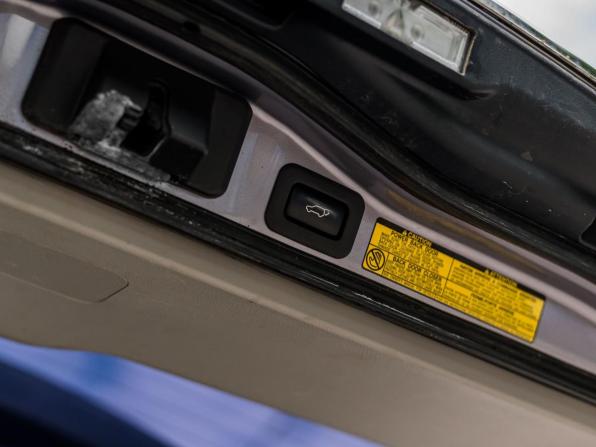 Lexus LX III с пробегом 2011 года, цена 2 713 000 рублей, 345458 км, внедорожник, Автокод Объявления